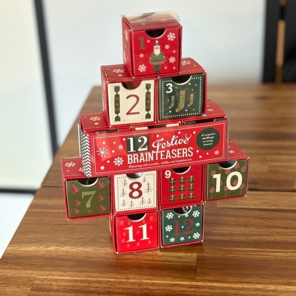 12 Days of Christmas 12 Festive Brain teasers Puzzle Game. NEW. SEALED - Picture 5 of 15